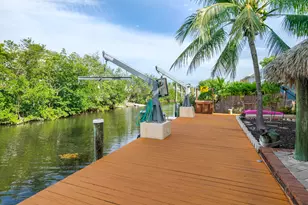 653 Indies Rd, Ramrod Key, FL 33042 - Photo 39