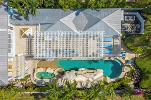 32 Sunset Key Dr, Key West, FL 33040 - Photo 3