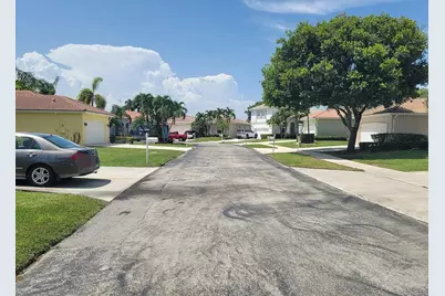 500 SE 24th Drive, Other, FL 33034 - Photo 5