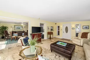 490 10th St, Key Colony, FL 33051 - Photo 13