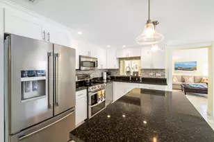 490 10th St, Key Colony, FL 33051 - Photo 5