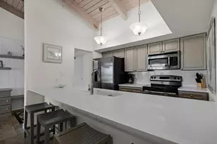 4402 Marina Villa Dr, Duck Key, FL 33050 - Photo 9
