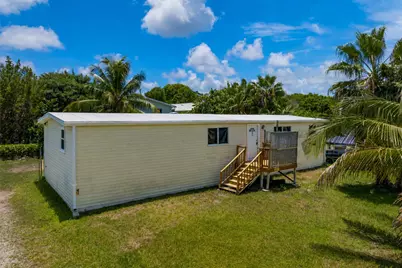 31368 Avenue E, Big Pine Key, FL 33043 - Photo 3