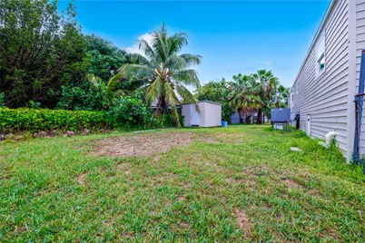 31368 Avenue E, Big Pine Key, FL 33043 - Photo 19