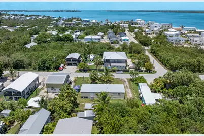 31368 Avenue E, Big Pine Key, FL 33043 - Photo 25
