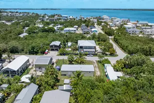 31368 Avenue E, Big Pine Key, FL 33043 - Photo 25