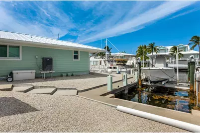 800 11th Street, Key Colony, FL 33051 - Photo 9