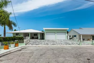 800 11th Street, Key Colony, FL 33051 - Photo 7