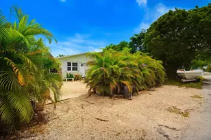 30354 Palm Dr, Big Pine Key, FL 33043 - Photo 3