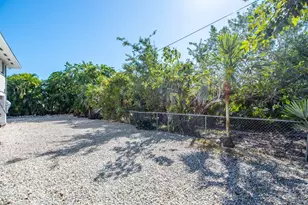 29160 Primrose Ln, Big Pine Key, FL 33043 - Photo 25