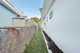 10833 2nd Ave Gulf Ave, Marathon, FL 33050 - Photo 19