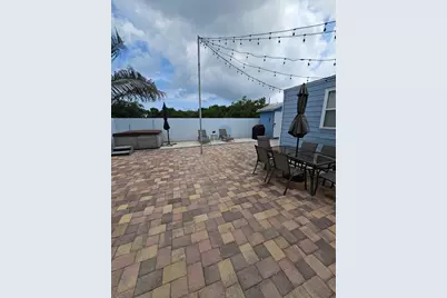 200 Buttonwood Avenue, Key Largo, FL 33037 - Photo 31