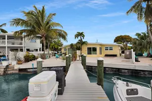 1718 Man-O-War Dr, Marathon, FL 33050 - Photo 9