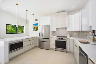52 Key Haven Rd, Key Haven, FL 33040 - Photo 11
