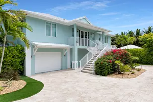 122 S Bahama Dr, Duck Key, FL 33050 - Photo 3