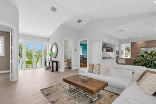 122 S Bahama Dr, Duck Key, FL 33050 - Photo 5