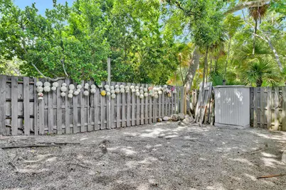 5353 Dogwood Dell Street, Marathon, FL 33050 - Photo 43