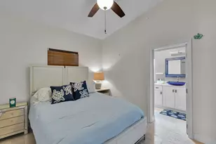 311 Buttonwood Cir, Key Largo, FL 33037 - Photo 19