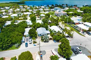 207 Hibiscus St, Plantation Key, FL 33070 - Photo 5