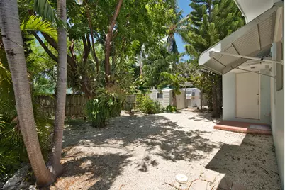 207 Hibiscus Street, Plantation Key, FL 33070 - Photo 29
