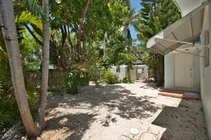 207 Hibiscus St, Plantation Key, FL 33070 - Photo 29