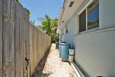 207 Hibiscus Street, Plantation Key, FL 33070 - Photo 35