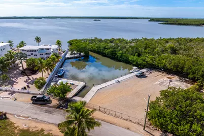 646 Cabrera Street, Key Largo, FL 33037 - Photo 39