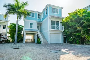 813 39th St Gulf St, Marathon, FL 33050 - Photo 3