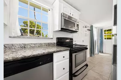 1332 Seminary Street #103, Key West, FL 33040 - Photo 11