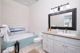 118 1st St, Key Largo, FL 33037 - Photo 9