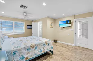 370 11th St, Key Colony, FL 33051 - Photo 21