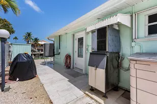 370 11th St, Key Colony, FL 33051 - Photo 33