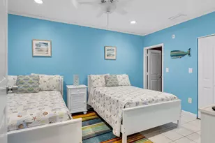 370 11th St, Key Colony, FL 33051 - Photo 17