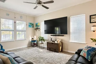 17 E Circle Dr, Saddlebunch, FL 33040 - Photo 3