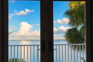 17 E Circle Dr, Saddlebunch, FL 33040 - Photo 3
