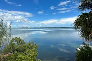 17 E Circle Dr, Saddlebunch, FL 33040 - Photo 19