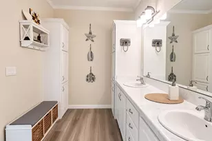 17 E Circle Dr, Saddlebunch, FL 33040 - Photo 13