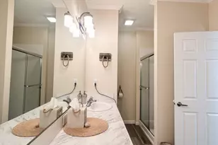 17 E Circle Dr, Saddlebunch, FL 33040 - Photo 9