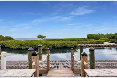 1590 Pelican, Marathon, FL 33050 - Photo 17