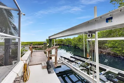 1590 Pelican, Marathon, FL 33050 - Photo 21
