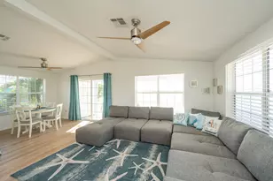 24 Beach Dr, Lower Sugarloaf Key, FL 33040 - Photo 9