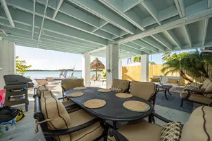 24 Beach Dr, Lower Sugarloaf Key, FL 33040 - Photo 35