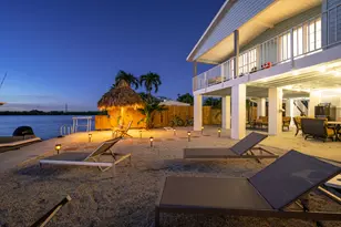 24 Beach Dr, Lower Sugarloaf Key, FL 33040 - Photo 21