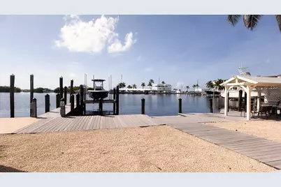 223 El Capitan Drive #B, Lower Matecumbe, FL 33036 - Photo 3