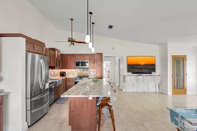 321 & 331 9th Street, Key Colony, FL 33051 - Photo 17