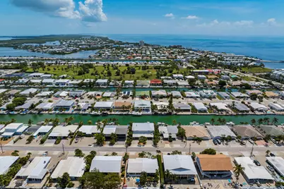321 & 331 9th Street, Key Colony, FL 33051 - Photo 3