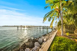 201 W Seaview Dr, Duck Key, FL 33050 - Photo 11