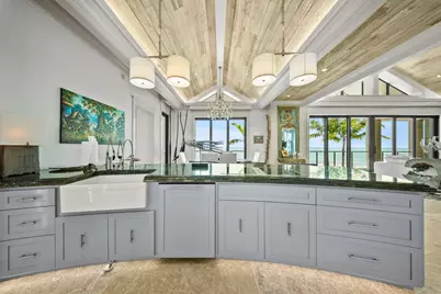 201 W Seaview Drive, Duck Key, FL 33050 - Photo 31