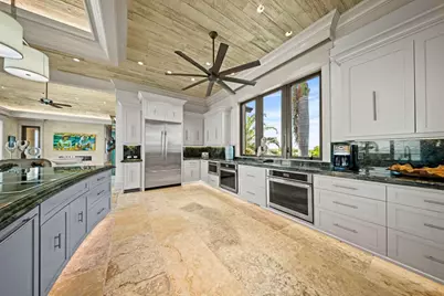 201 W Seaview Drive, Duck Key, FL 33050 - Photo 27