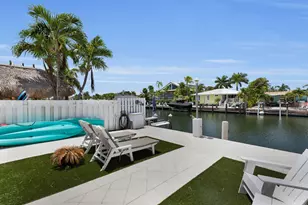 261 3rd St, Key Colony, FL 33051 - Photo 7